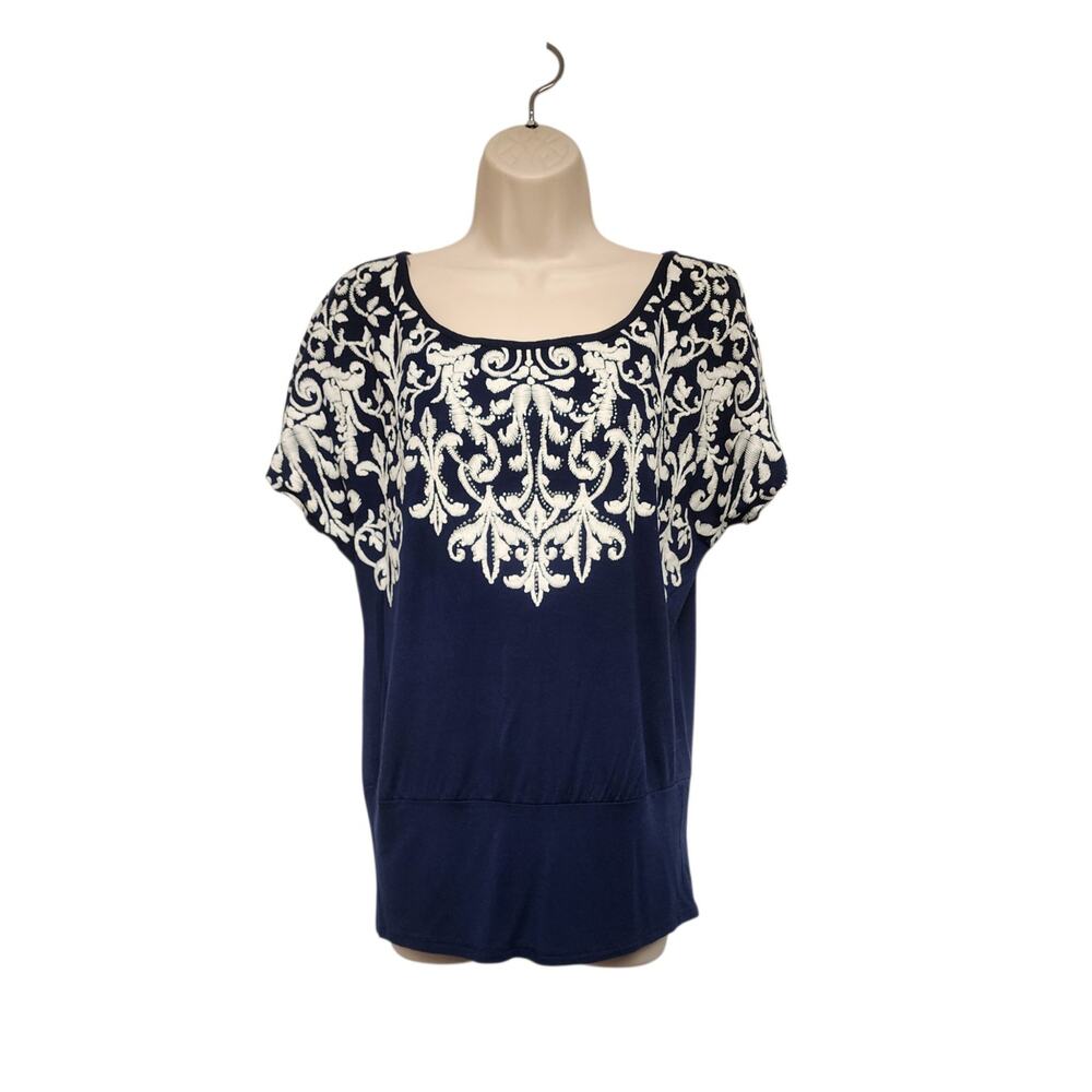 B.L.E.U. Embroidery Short Sleeve Navy Blue/White Short sleeves Top Size Small